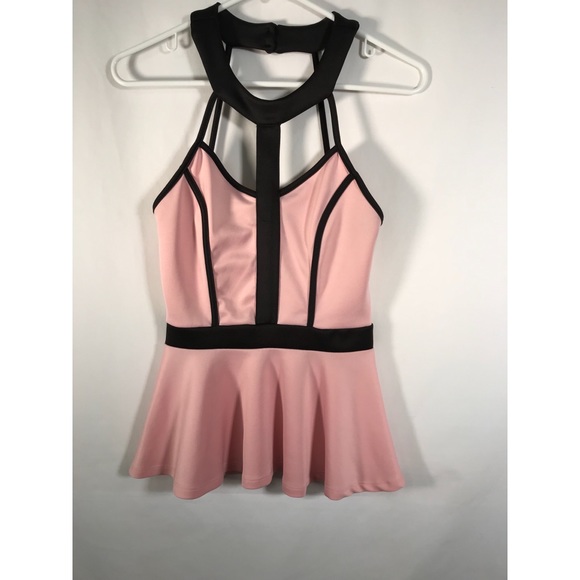 Charlotte Russe Tops - ⬇️$25 Charlotte Russe pink peplum Top